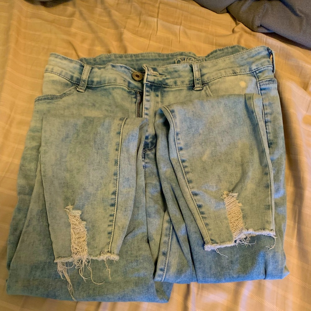 Rue 21, size 16, distressed jeans